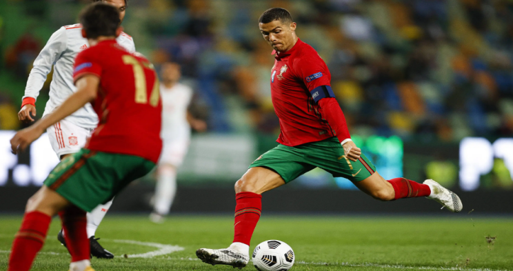 斯塔尔南vs瓦路尔直播_实时斯塔尔南vs瓦路尔直播赛事直播_在线观看各类斯塔尔南vs瓦路尔直播赛事直播-24直播